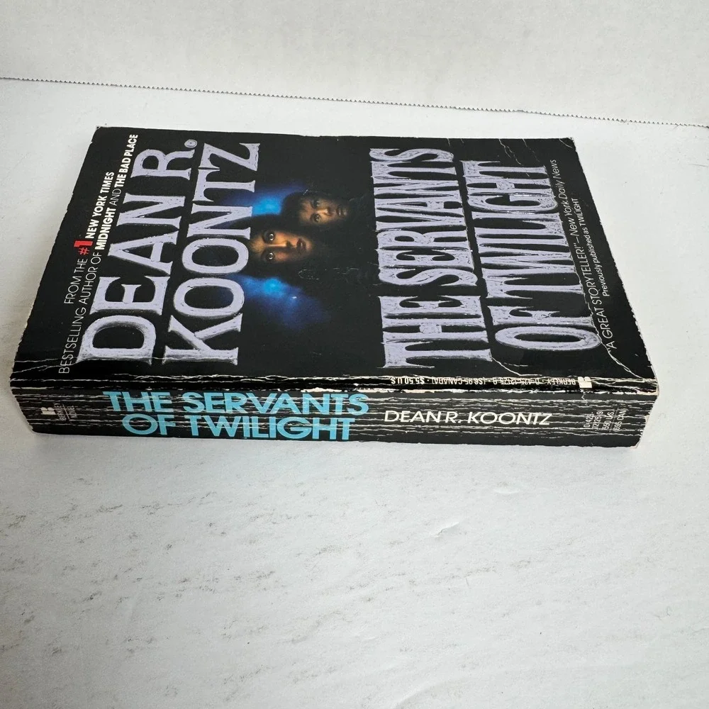 The Servants of Twilight Dean Koontz 1990 First Printing Berkley Horror Fiction